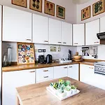 Quarenghi 31c Apartament *