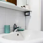 Quarenghi 31c Apartament *