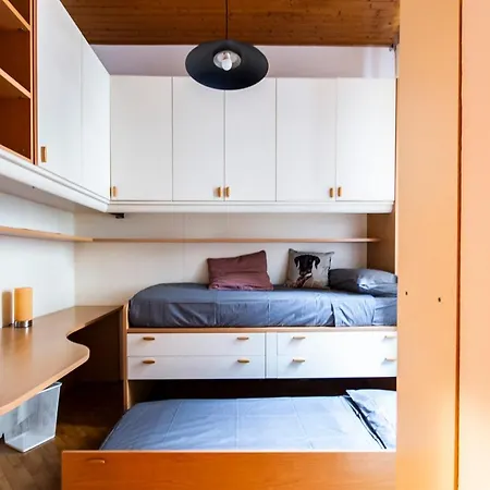 Apartman Quarenghi 31c *