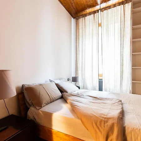 Apartman Quarenghi 31c *
